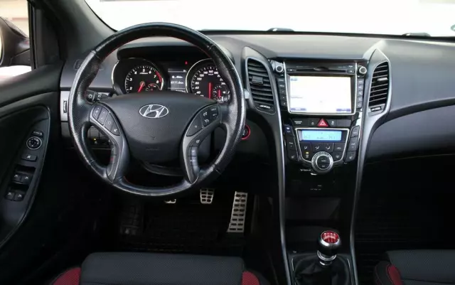 HYUNDAI I30 1.6 GDI Turbo Sport