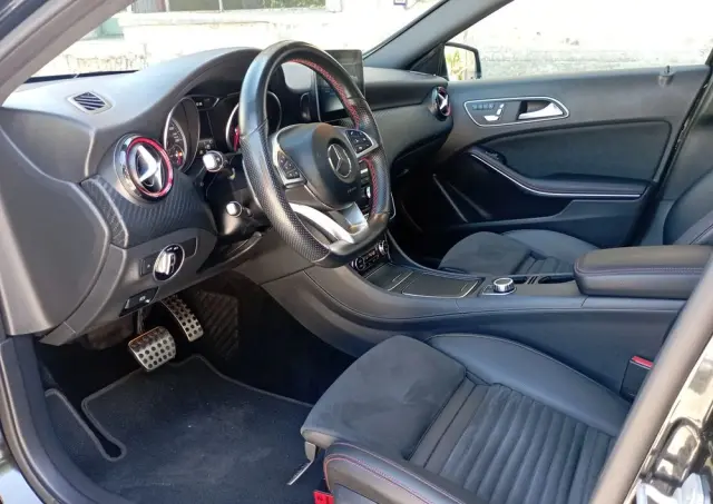 MERCEDES-BENZ Klasa A 250 7G-DCT Sport