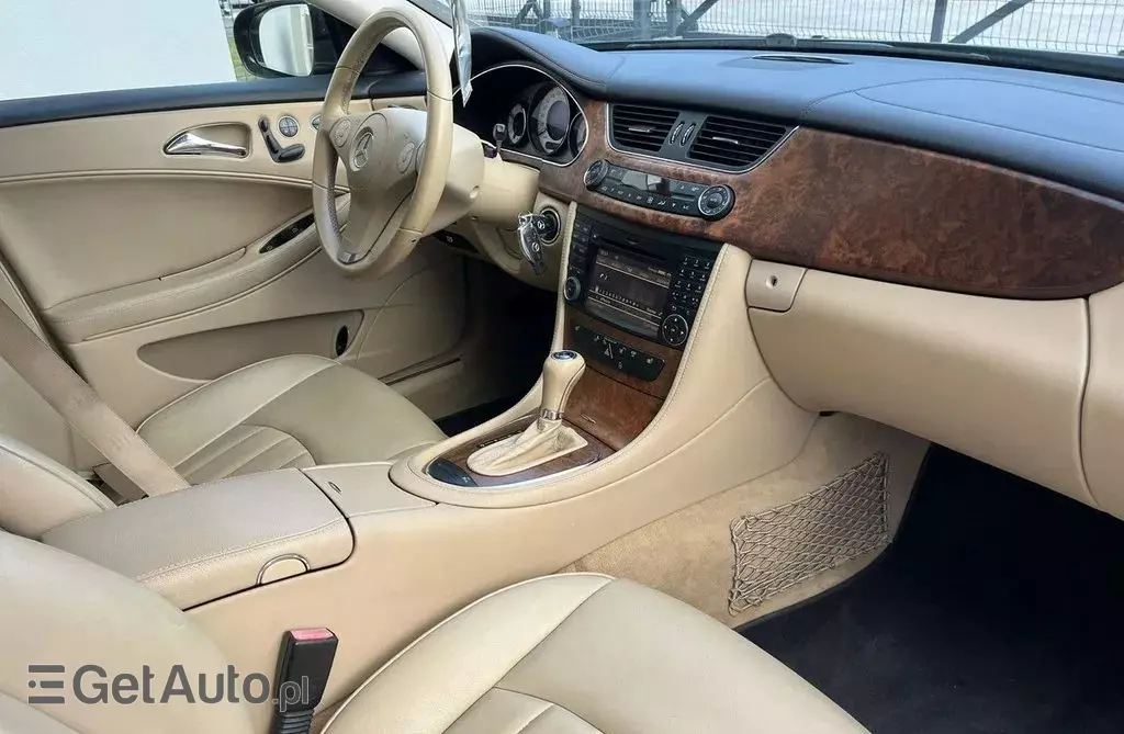 MERCEDES-BENZ CLS 