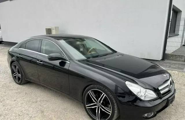 MERCEDES-BENZ CLS 