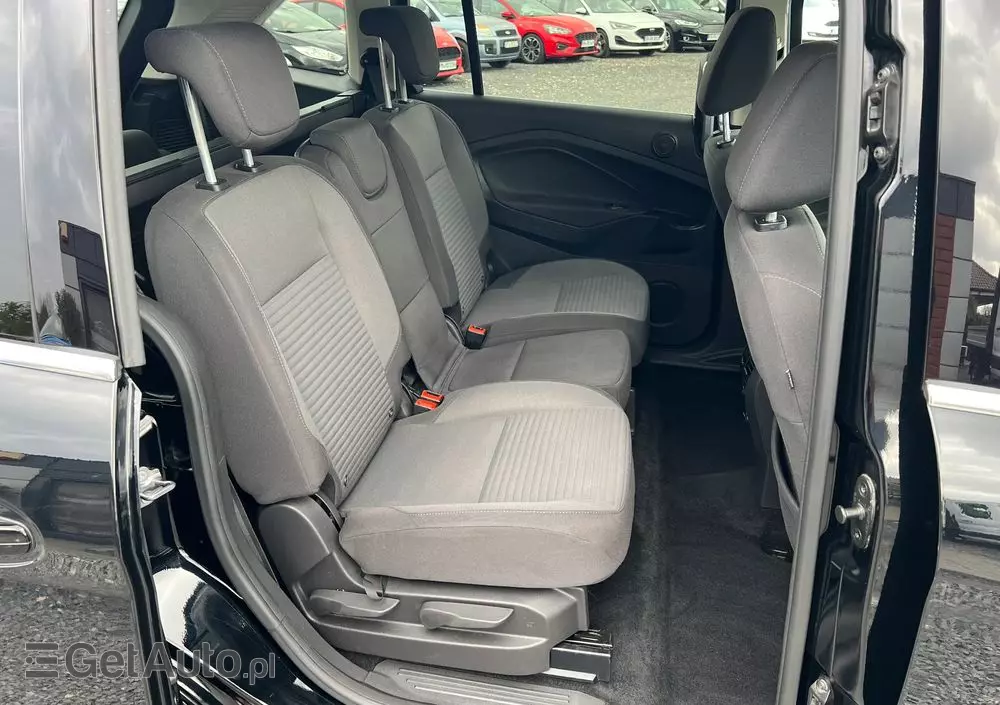 FORD Grand C-MAX Gr 1.5 TDCi Titanium