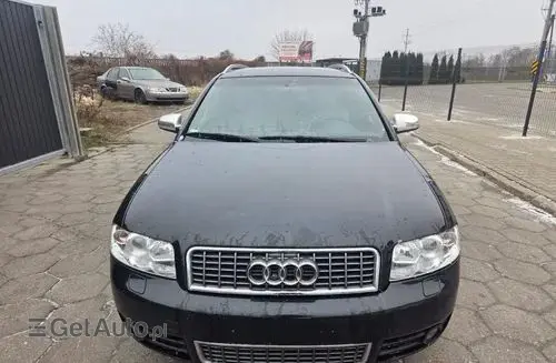AUDI S4 