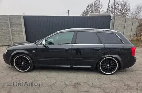 AUDI S4 
