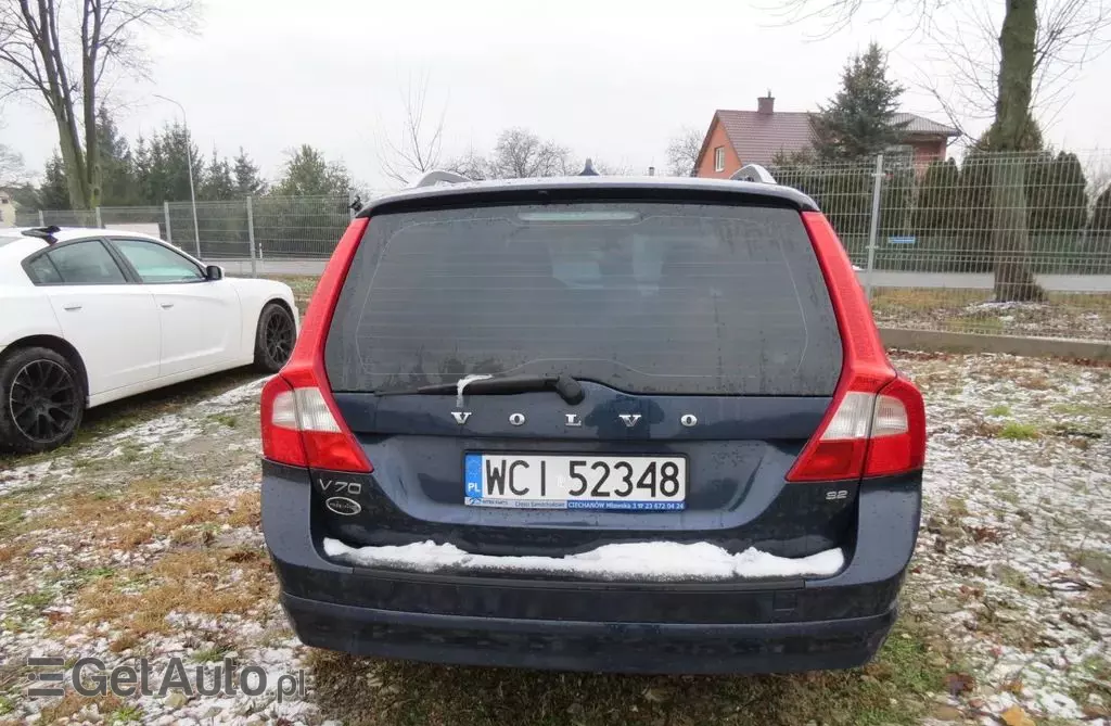 VOLVO V70 