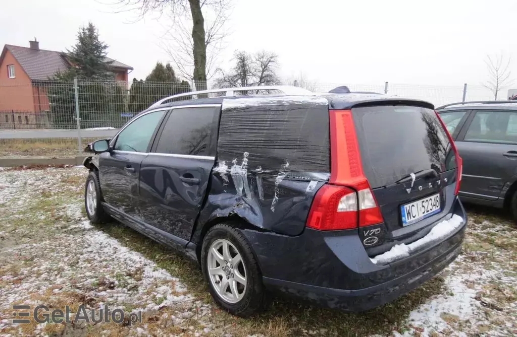 VOLVO V70 