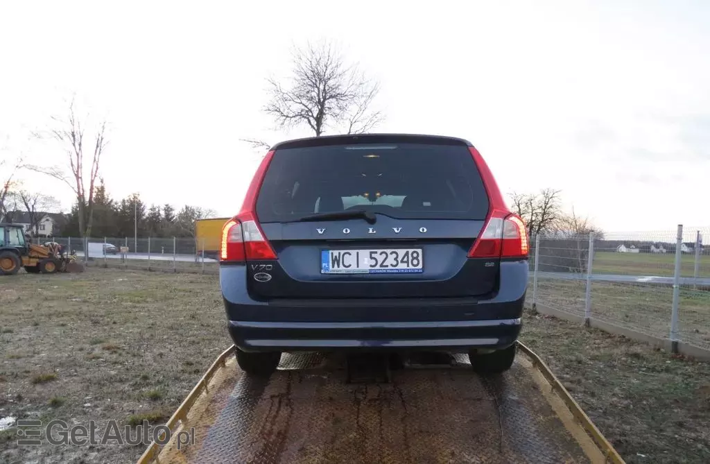 VOLVO V70 