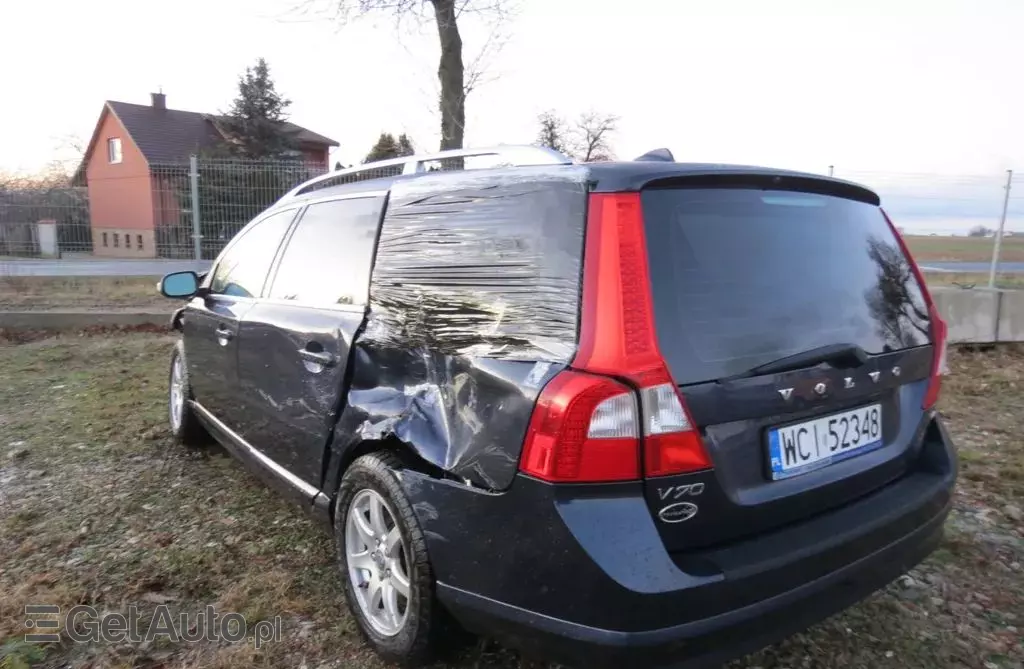 VOLVO V70 