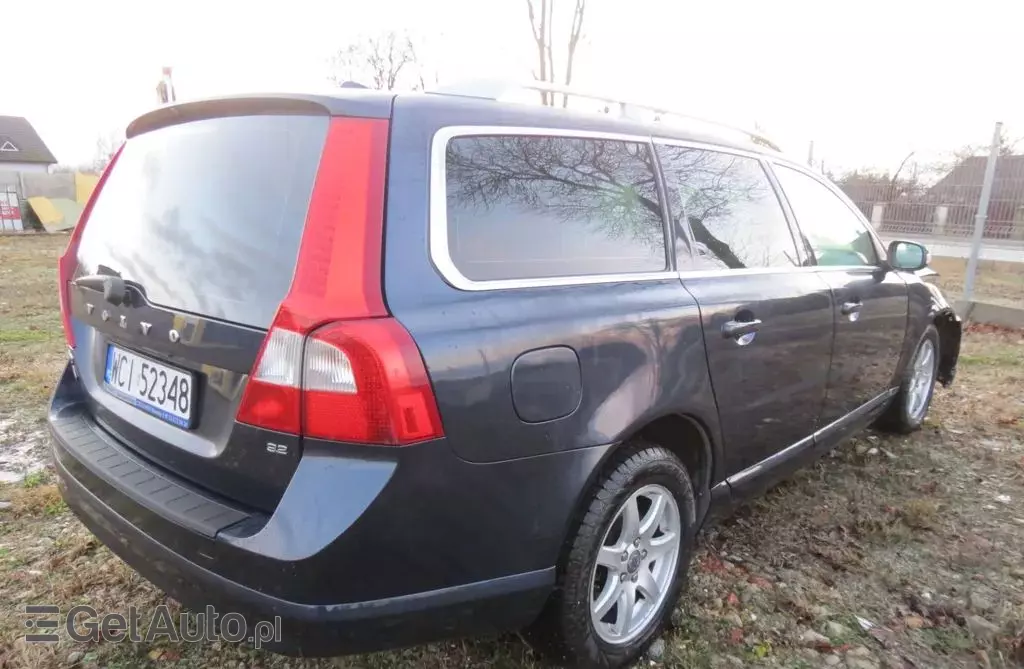 VOLVO V70 
