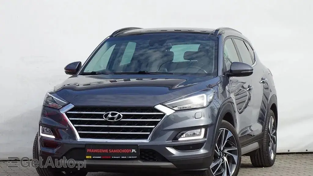 HYUNDAI Tucson 
