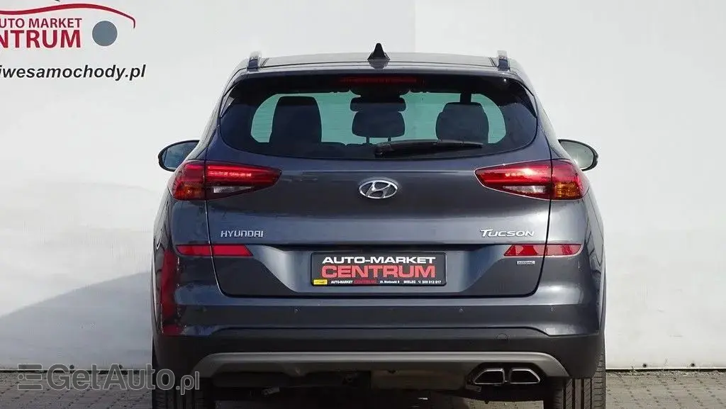 HYUNDAI Tucson 