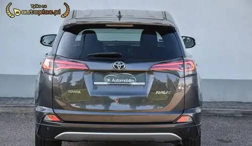 TOYOTA Rav 4 