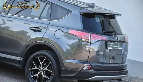 TOYOTA Rav 4 