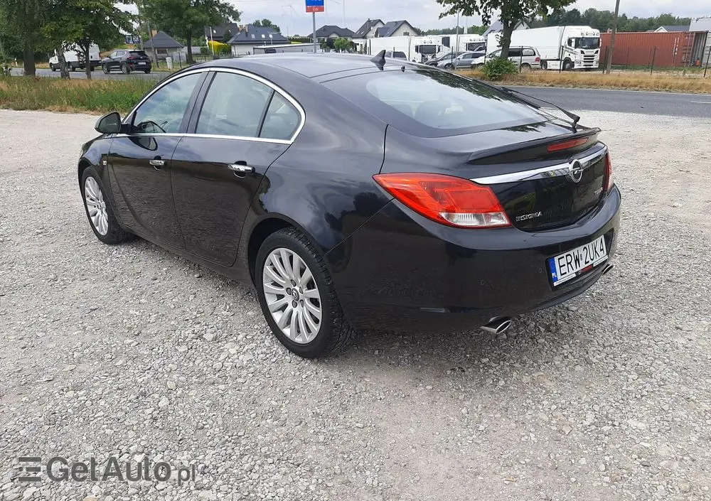 OPEL Insignia 1.6 Turbo Cosmo