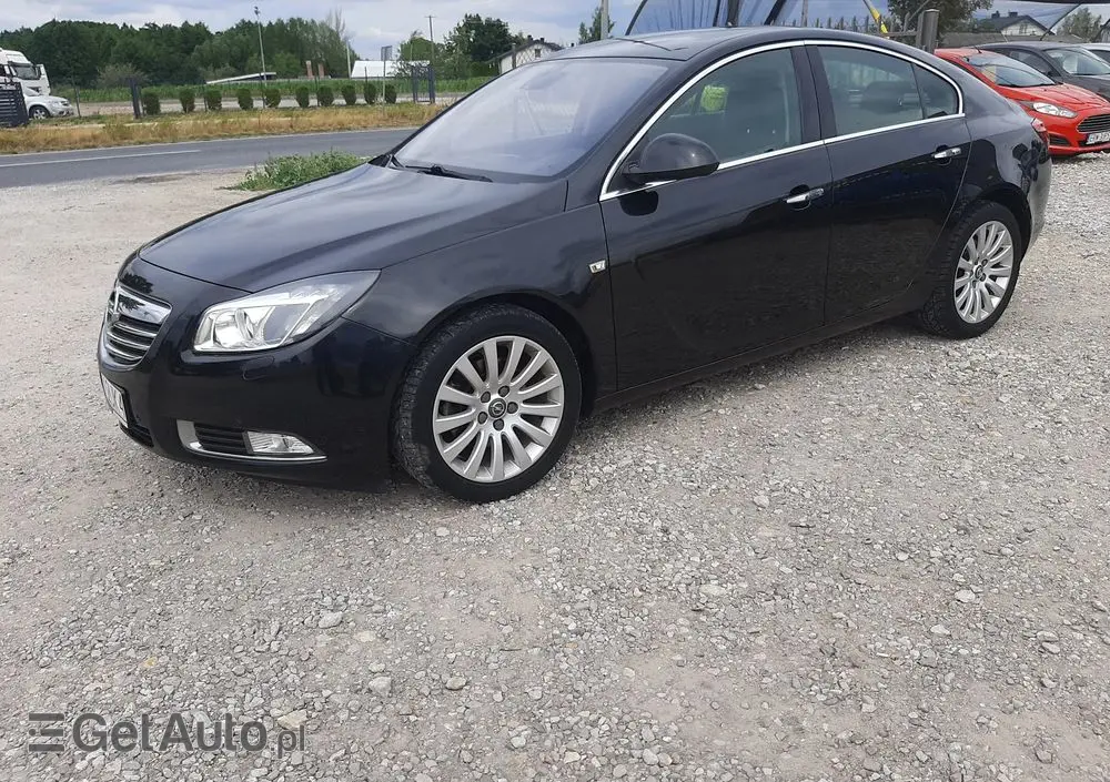 OPEL Insignia 1.6 Turbo Cosmo