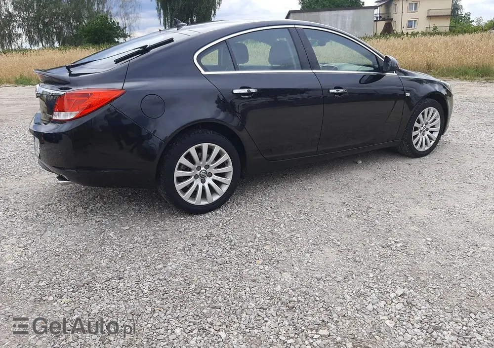 OPEL Insignia 1.6 Turbo Cosmo