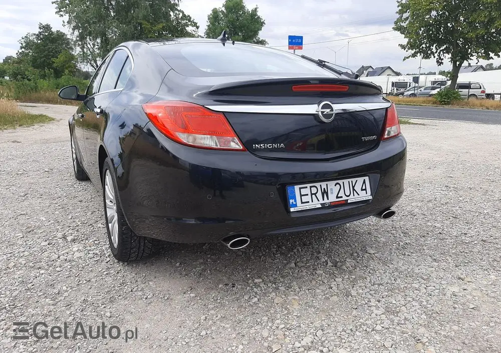 OPEL Insignia 1.6 Turbo Cosmo