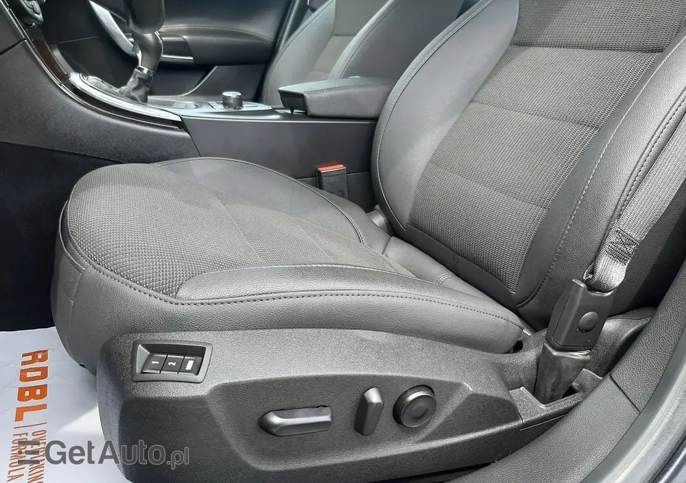 OPEL Insignia 1.6 Turbo Cosmo