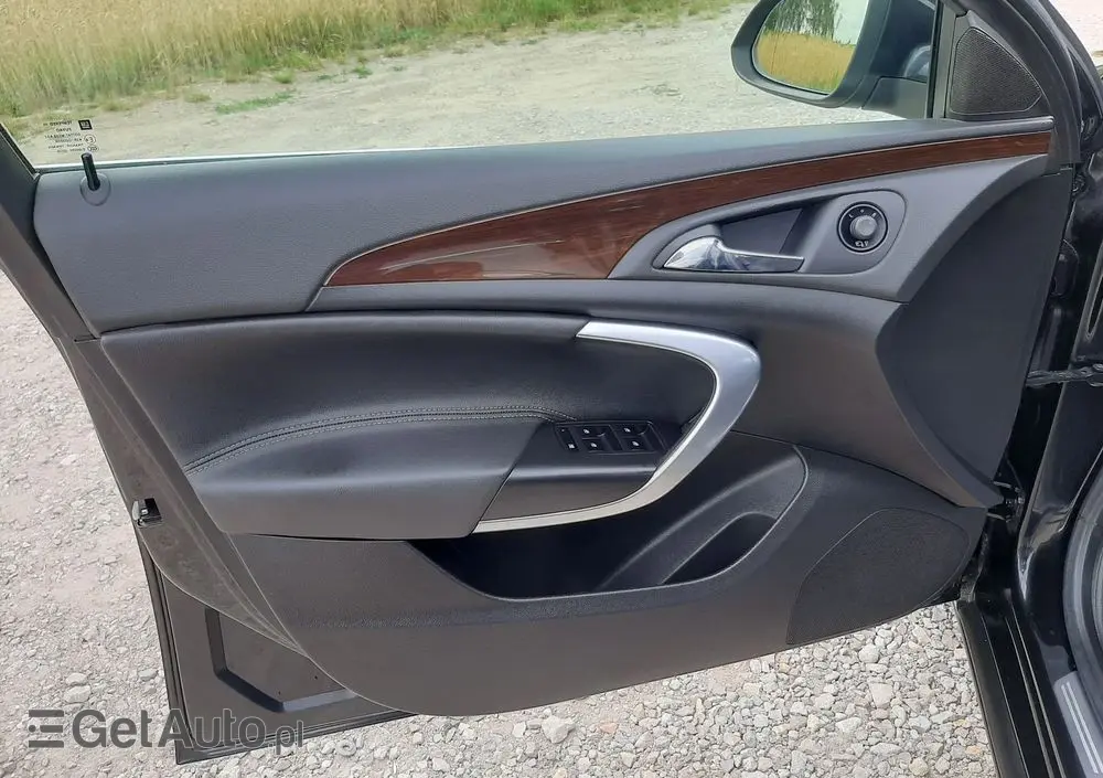 OPEL Insignia 1.6 Turbo Cosmo
