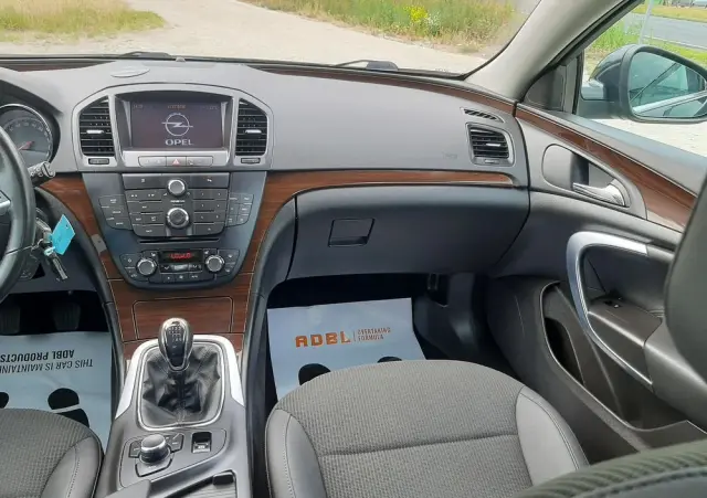OPEL Insignia 1.6 Turbo Cosmo