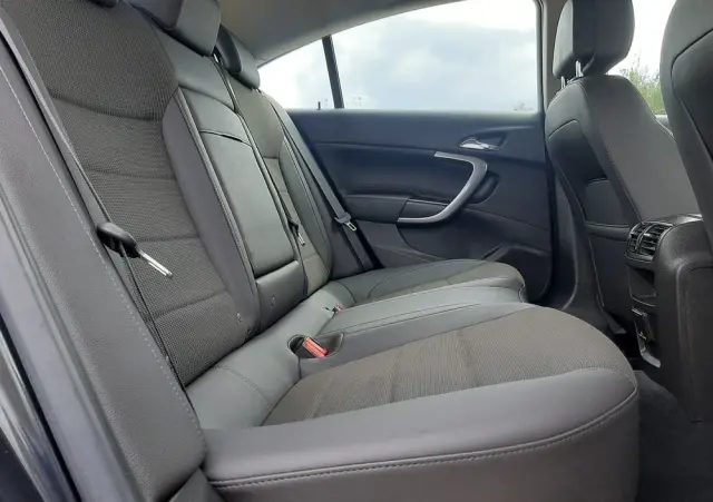 OPEL Insignia 1.6 Turbo Cosmo