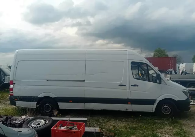 MERCEDES-BENZ Sprinter 