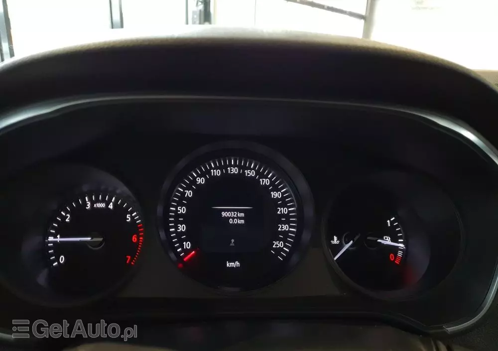 RENAULT Megane 1.6 SCe Zen