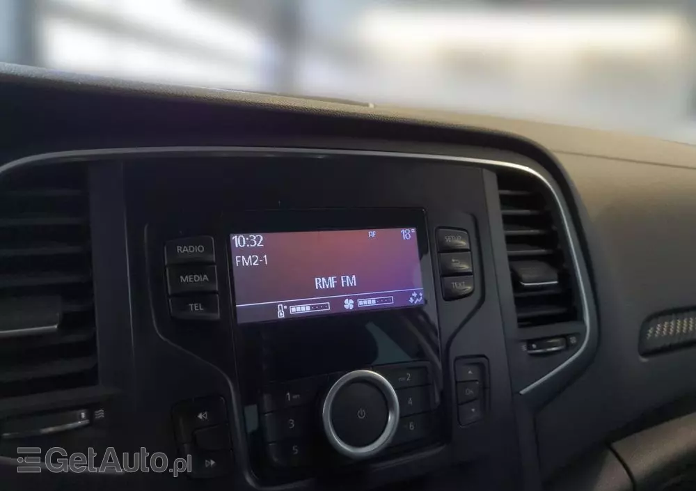 RENAULT Megane 1.6 SCe Zen