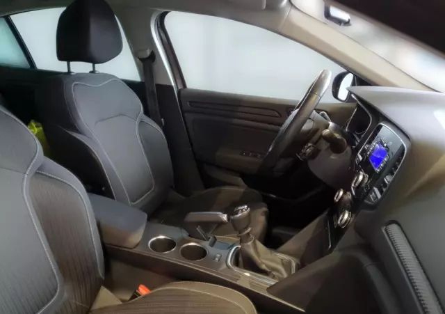 RENAULT Megane 1.6 SCe Zen