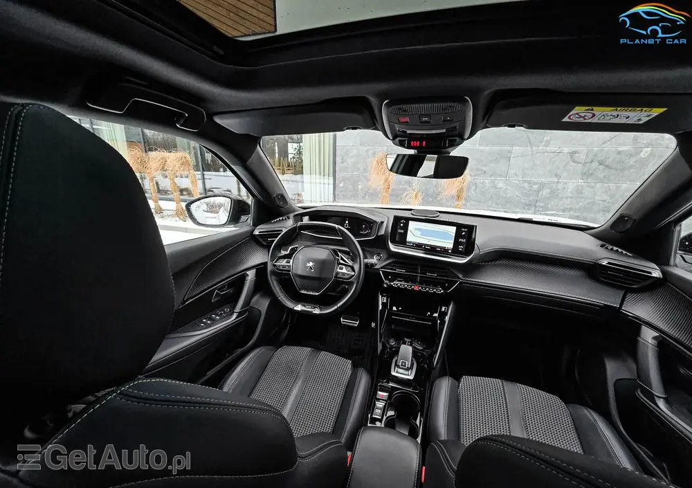 PEUGEOT 2008 PureTech 130 EAT8 GT