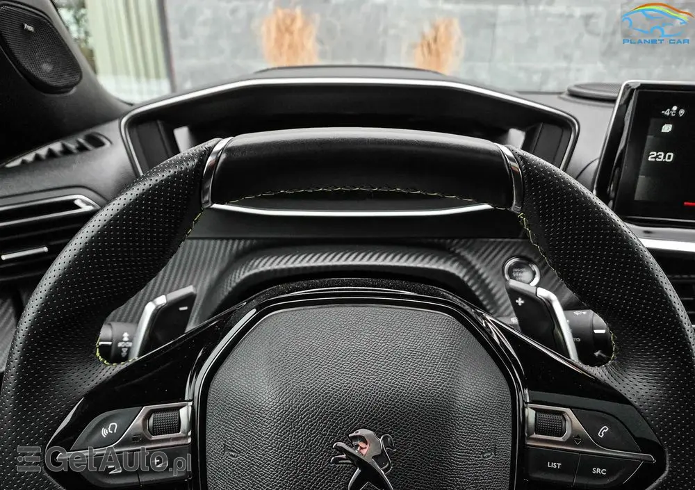 PEUGEOT 2008 PureTech 130 EAT8 GT