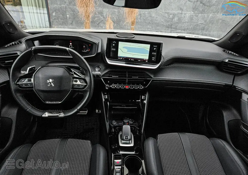 PEUGEOT 2008 PureTech 130 EAT8 GT