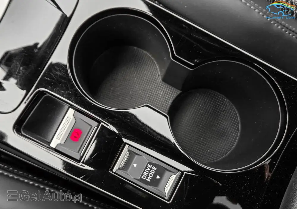 PEUGEOT 2008 PureTech 130 EAT8 GT