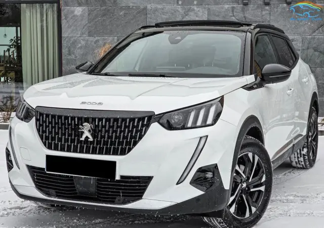 PEUGEOT 2008 PureTech 130 EAT8 GT