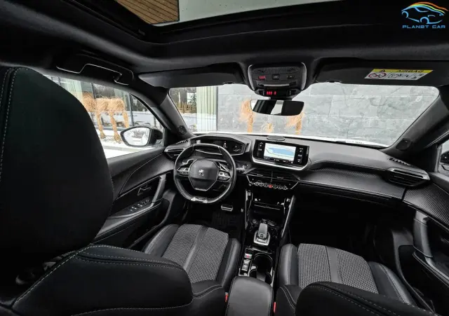 PEUGEOT 2008 PureTech 130 EAT8 GT