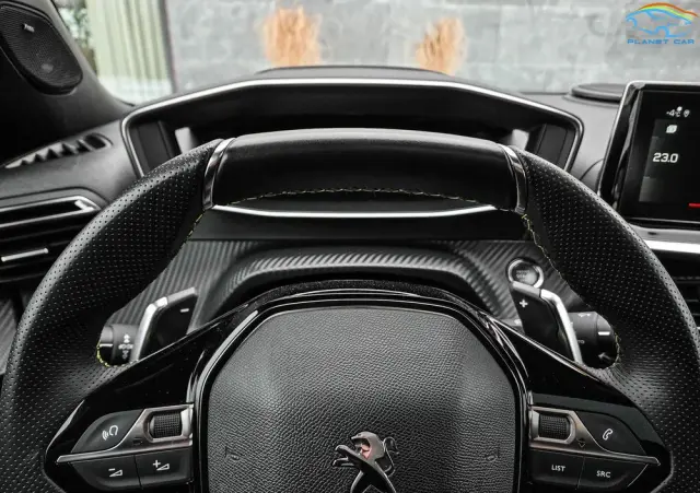 PEUGEOT 2008 PureTech 130 EAT8 GT