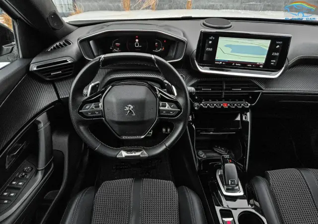 PEUGEOT 2008 PureTech 130 EAT8 GT