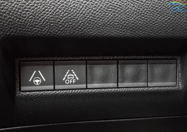 PEUGEOT 2008 PureTech 130 EAT8 GT