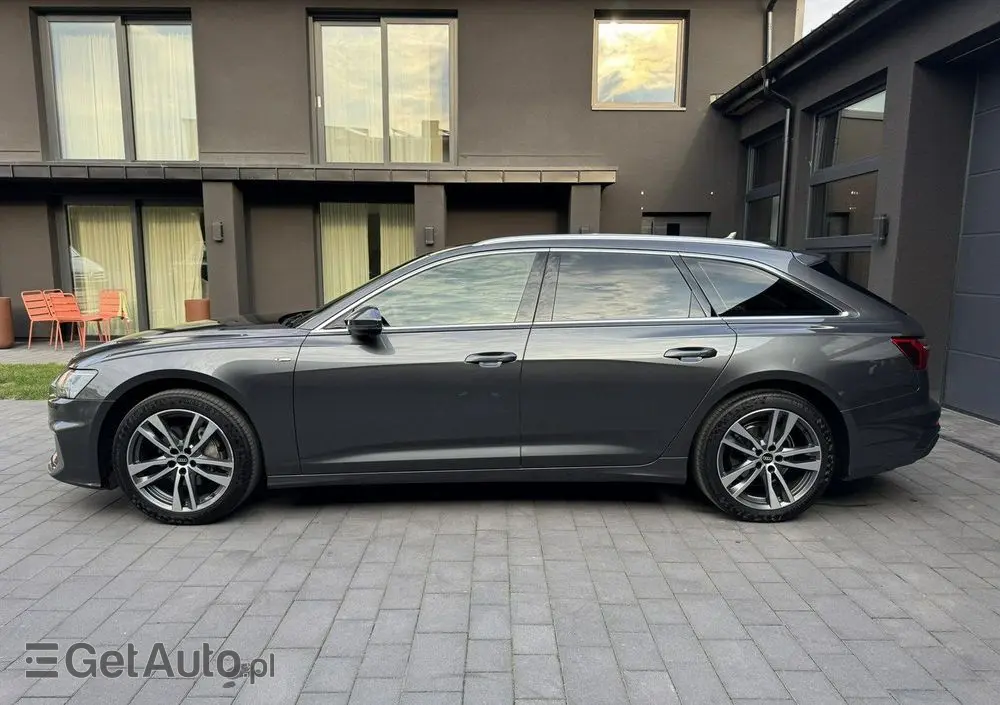 AUDI A6 Avant 40 TDI quattro S tronic S line