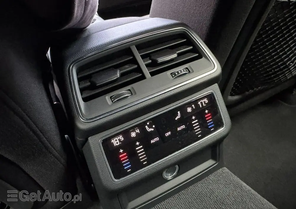 AUDI A6 Avant 40 TDI quattro S tronic S line