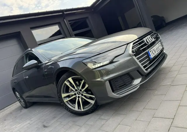 AUDI A6 Avant 40 TDI quattro S tronic S line