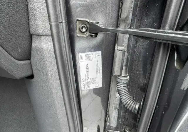 AUDI A6 Avant 40 TDI quattro S tronic S line