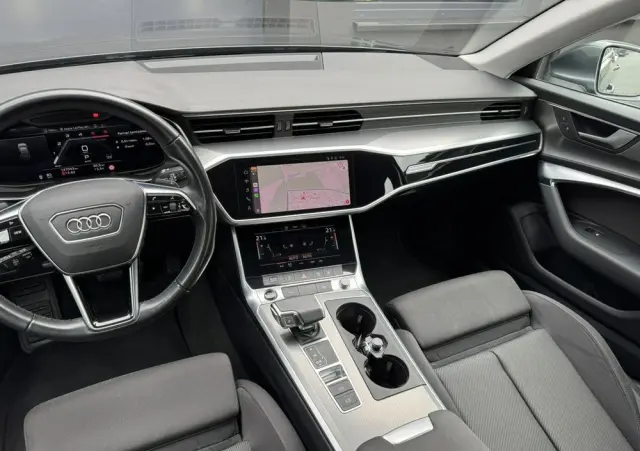 AUDI A6 Avant 40 TDI quattro S tronic S line