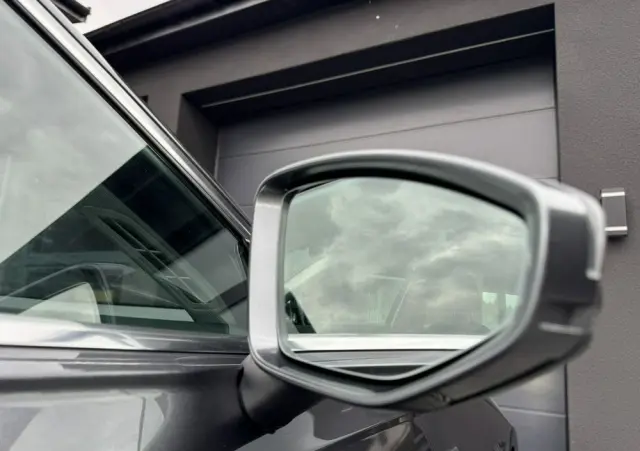 AUDI A6 Avant 40 TDI quattro S tronic S line