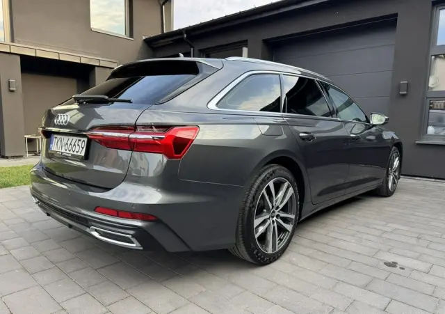 AUDI A6 Avant 40 TDI quattro S tronic S line