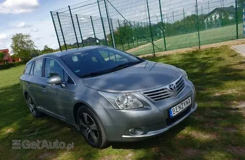 TOYOTA Avensis 