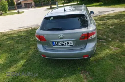 TOYOTA Avensis 
