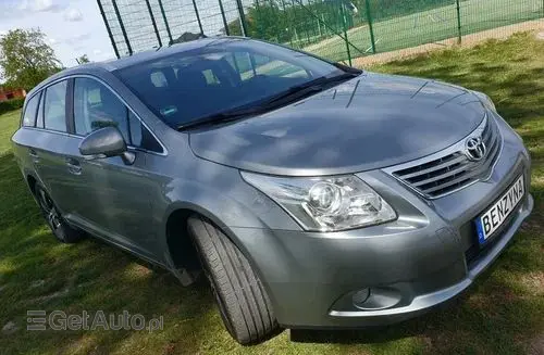 TOYOTA Avensis 