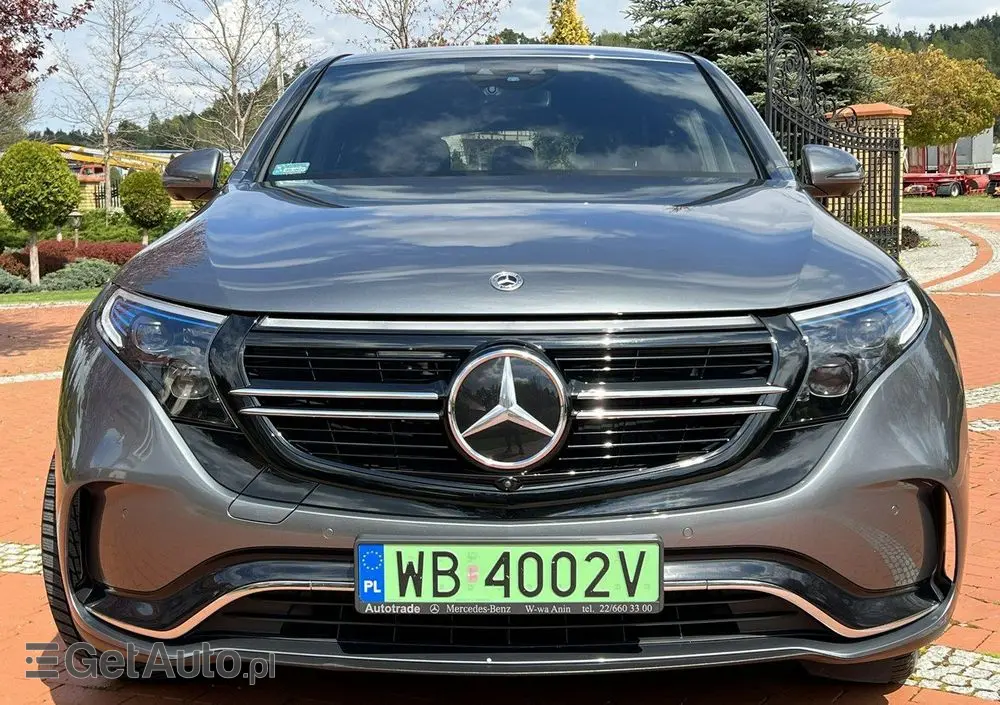 MERCEDES-BENZ EQC 