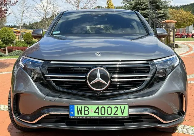 MERCEDES-BENZ EQC 
