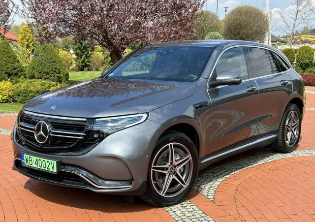MERCEDES-BENZ EQC 